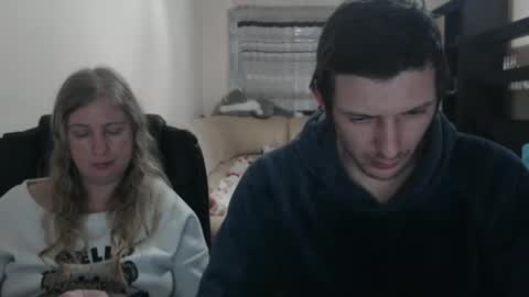 JenisAndPeter online show from March 9, 7:05 pm