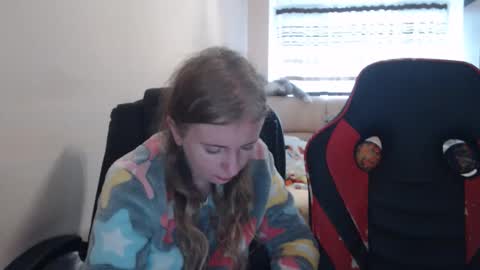 JenisAndPeter online show from November 25, 6:46 am