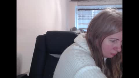 JenisAndPeter online show from March 3, 7:25 am