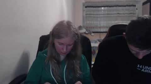 JenisAndPeter online show from March 27, 8:30 pm