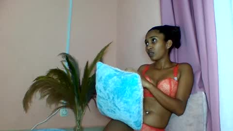 Snapshot of jenita_69 chatting on June 14, 6:10 pm jenita_69 online show from June 14, 6:10 pm