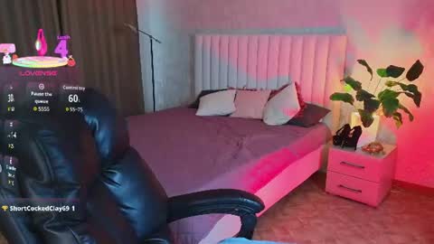 jenna_adams_ online show from June 12, 2:43 am