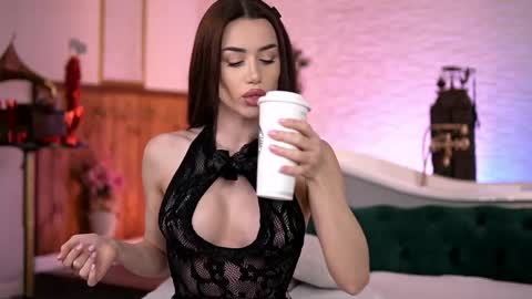 Snapshot of jenna_day chatting on April 19, 7:18 am jenna_day online show from April 19, 7:18 am