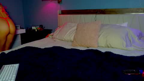 Jenna J. Morrison online show from March 1, 3:30 am