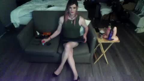Jenna Cross online show from June 25, 2:00 am