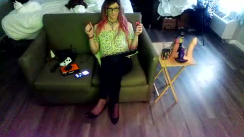 Jenna Cross online show from July 4, 12:06 am