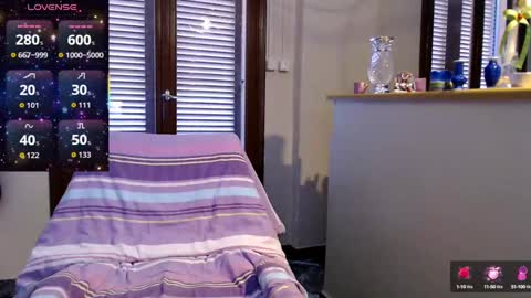 Snapshot of jennadeluxe chatting on October 3, 6:54 am Jenna online show from October 3, 6:54 am