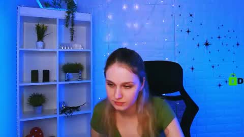 Snapshot of jennakissu chatting on June 9, 11:11 am Jenna online show from June 9, 11:11 am