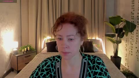 Snapshot of jennali1 chatting on April 12, 3:55 am Jenna online show from April 12, 3:55 am