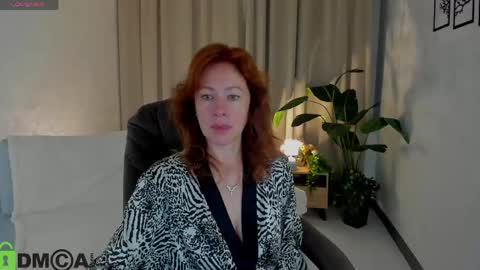 Snapshot of jennali1 chatting on May 17, 3:59 am Jenna online show from May 17, 3:59 am
