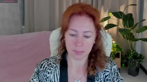 Snapshot of jennali1 chatting on May 18, 3:57 am Jenna online show from May 18, 3:57 am