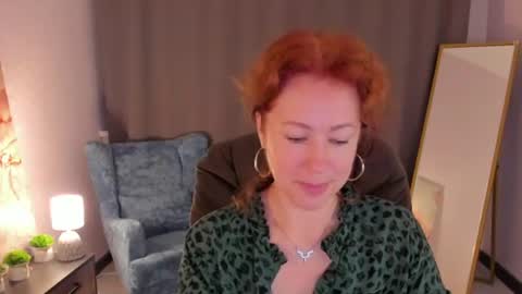 Snapshot of jennali1 chatting on June 12, 4:00 am Jenna online show from June 12, 4:00 am