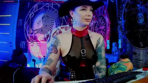 Snapshot of jennalovvee chatting on January 9, 12:03 am Mrs. Jenna online show from January 9, 12:03 am