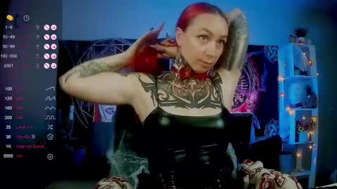 Snapshot of jennalovvee chatting on October 28, 2:15 am Mrs. Jenna online show from October 28, 2:15 am