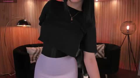 Snapshot of jennaolson chatting on February 18, 7:10 pm Jenna Olson online show from February 18, 7:10 pm