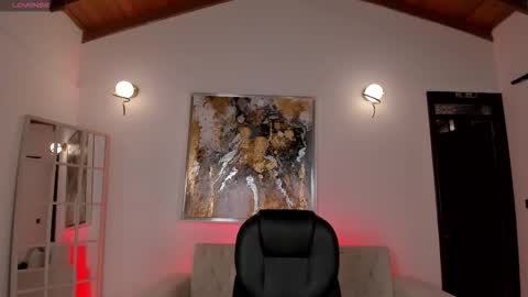 Snapshot of jennaolson chatting on March 1, 8:05 am Jenna Olson online show from March 1, 8:05 am