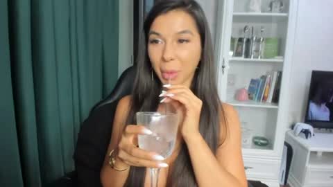 Jennasweetass online show from July 1, 5:56 pm
