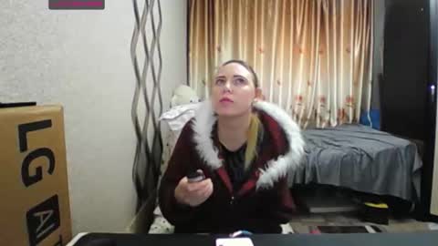 Snapshot of jennideep chatting on December 2, 9:36 am JenniDeep online show from December 2, 9:36 am