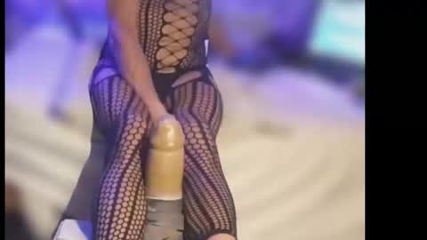 Jennie bttmcd online show from September 10, 10:15 am