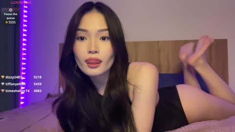 jennie_yung online show from December 21, 11:34 pm