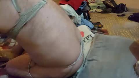 Snapshot of jennieheels19 chatting on January 23, 8:15 am jennieheels19 online show from January 23, 8:15 am