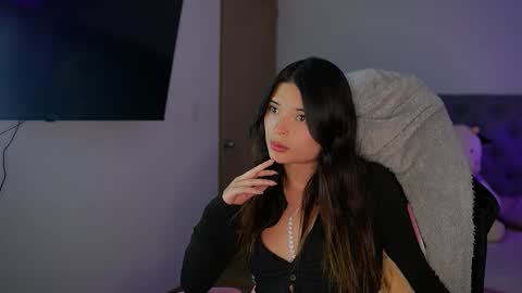 Snapshot of jenniekim777 chatting on January 14, 2:28 am jennie online show from January 14, 2:28 am