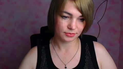 Jennifer online show from June 25, 6:18 am