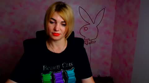 Jennifer online show from July 27, 11:50 am