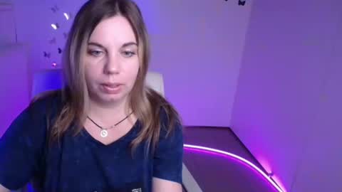 Jennifer online show from October 7, 7:33 pm