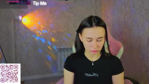 Snapshot of jennifer_richh chatting on June 12, 1:37 am jennifer online show from June 12, 1:37 am