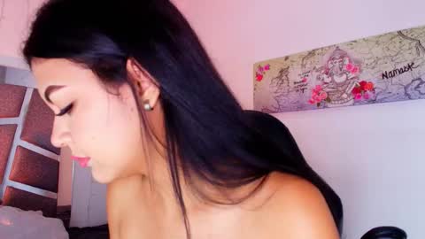 JENNIFER online show from December 2, 3:18 pm