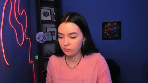 jennifer_sheil online show from March 23, 8:13 pm