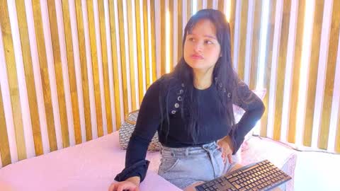 Jennifer vega  online show from January 12, 8:03 pm