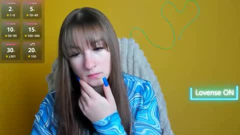 Jennifer online show from November 22, 12:26 pm