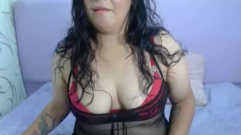 Snapshot of jenniferlondonx chatting on May 28, 9:34 pm JenniferLondonX online show from May 28, 9:34 pm