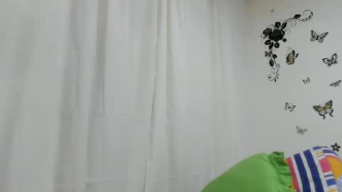 jenniferloveyou online show from December 3, 8:17 pm