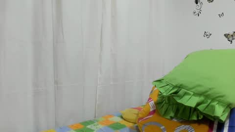 jenniferloveyou online show from December 5, 1:03 am