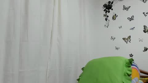 jenniferloveyou online show from December 8, 7:00 pm