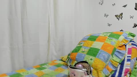 jenniferloveyou online show from December 11, 2:52 am