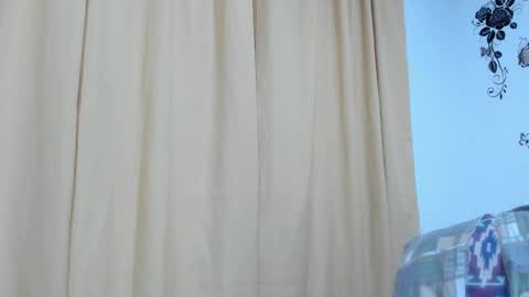 jenniferloveyou online show from November 22, 9:19 am