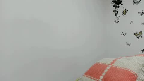 jenniferloveyou online show from June 16, 5:15 pm