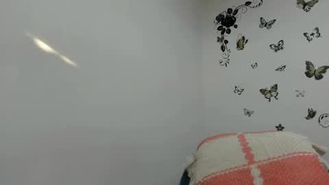 jenniferloveyou online show from June 20, 11:57 am