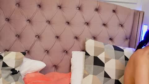 Snapshot of jenniferlovvex chatting on March 27, 6:08 am JenniferLovveX online show from March 27, 6:08 am