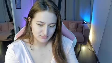 jenniferrbell online show from December 4, 12:14 pm