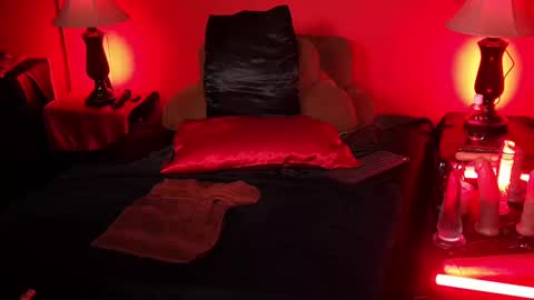 Jennifer Star online show from October 2, 7:10 pm