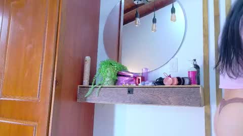 Jennifer vega  online show from March 11, 8:59 pm