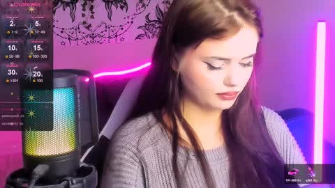 Snapshot of jenniferwandis77 chatting on December 18, 7:41 pm Jenni online show from December 18, 7:41 pm