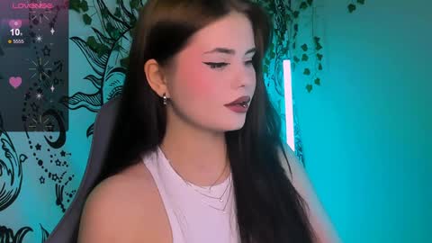 Snapshot of jenniferwandis77 chatting on January 31, 7:08 pm Jenni online show from January 31, 7:08 pm