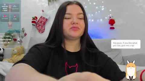 Snapshot of jennisxcharming chatting on December 27, 2:04 am Mila online show from December 27, 2:04 am