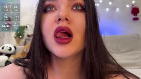 Snapshot of jennisxcharming chatting on January 3, 1:58 pm Mila online show from January 3, 1:58 pm
